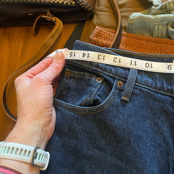 Abercrombie & Fitch The 90s Straight Ultra High Rise Jeans - Picture 12 of 15